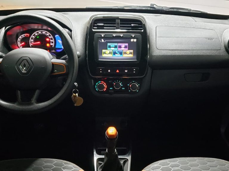 rw-carros-kwid-outsider-foto-9